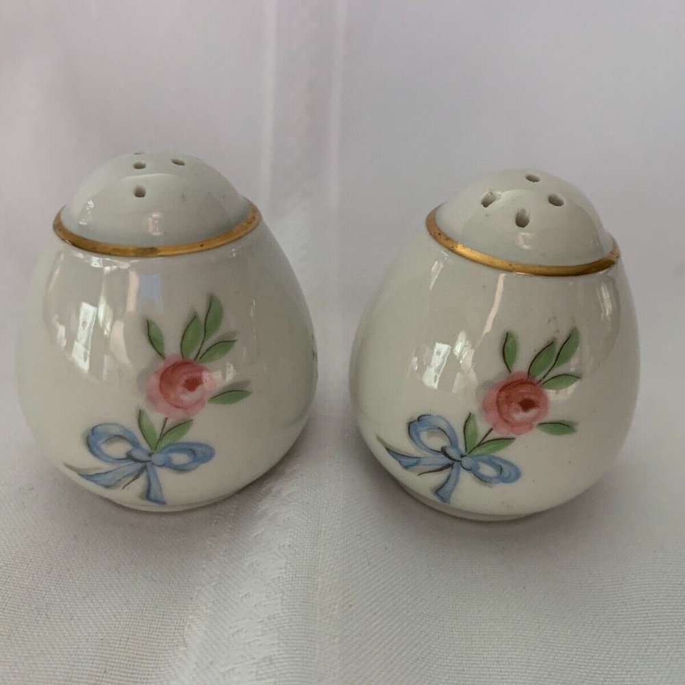 Vintage Hall China Springtime Floral Jewel Tea Little Salt & Pepper Shaker 2.5"